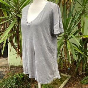 Splendid Supima Cotton Gray Distressed V Neck Tshirt